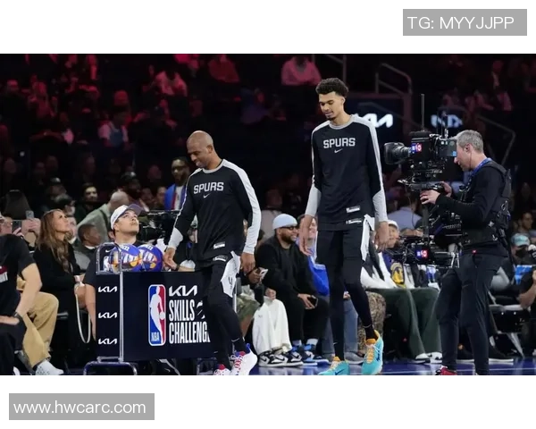 波特兰开拓者与多伦多猛龙的精彩对决分析与赛季展望